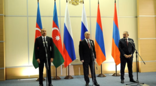 Եռակողմ հայտարարություն՝ թղթի վրա մնացած դրույթներովpx