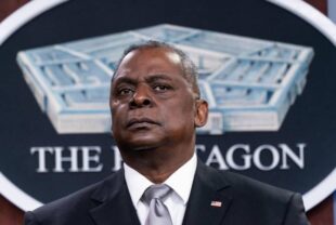 Պենտագոնի ղեկավարը ժամանել է Կիևpx