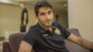 Արազ Օզբիլիսը հայտարարել է կարիերան ավարտելու և ՀՖՖ նախագահի պաշտոնում առաջադրվելու մասինpx