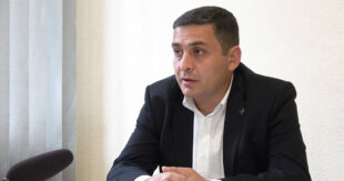 Արցախի պետական ինստիտուտների պահպանումը սահմանադրական պահանջ է․ Մենուա Սողոմոնյանpx