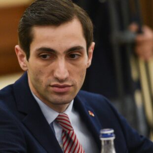 Ավտոբուսների ուղեվարձը կթանկանա՝ հասնելով 150 դրամի. Դավիթ Խաժակյանpx