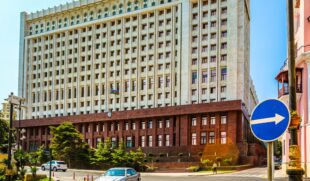 Ադրբեջանում տեղի կունենան արտահերթ նախագահական ընտրություններpx