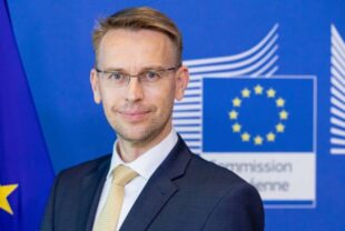 ԵՄ-ն Հայաստանի հետ զորավարժություն չի անցկացնի, բայց կքննարկի «ոչ մահաբեր» ծրագրերով աջակցության տրամադրումըpx