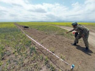 Ռուսական և ադրբեջանական կողմերը բանակցում են օկուպացված Արցախում ականազերծման համաձայնեցման շուրջpx