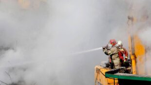 Իրանի նավթավերամշակման գործարաններից մեկում հրդեհ է բռնկվելpx